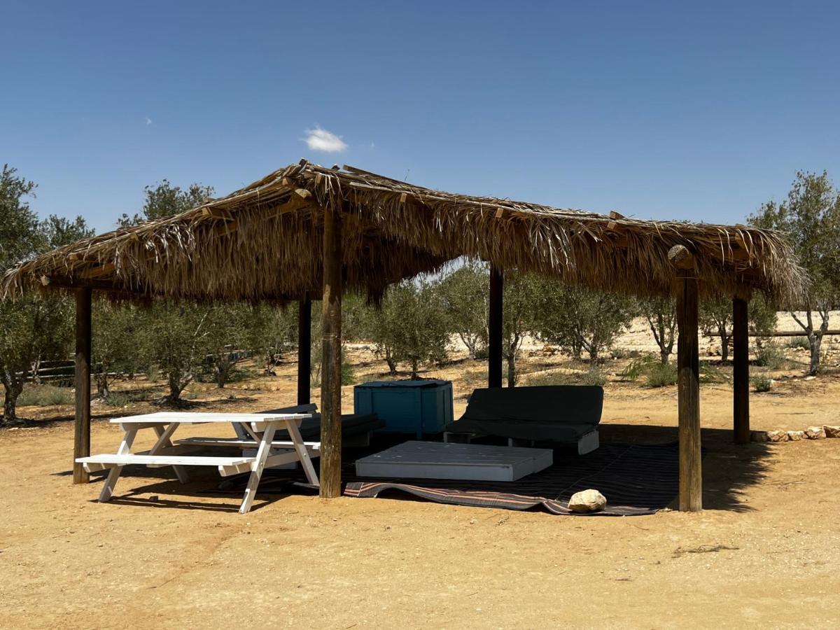צימראוון בחוות זית המדבר Sede Boqer Exterior foto